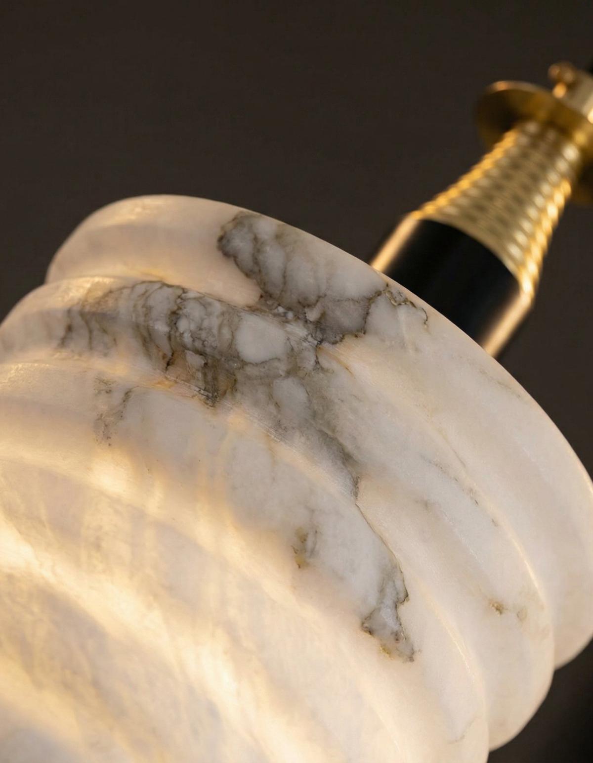 ALBA 7" Strata Pendant - Satin Gold and Natural Alabaster#Finish_Satin Gold and Natural Alabaster