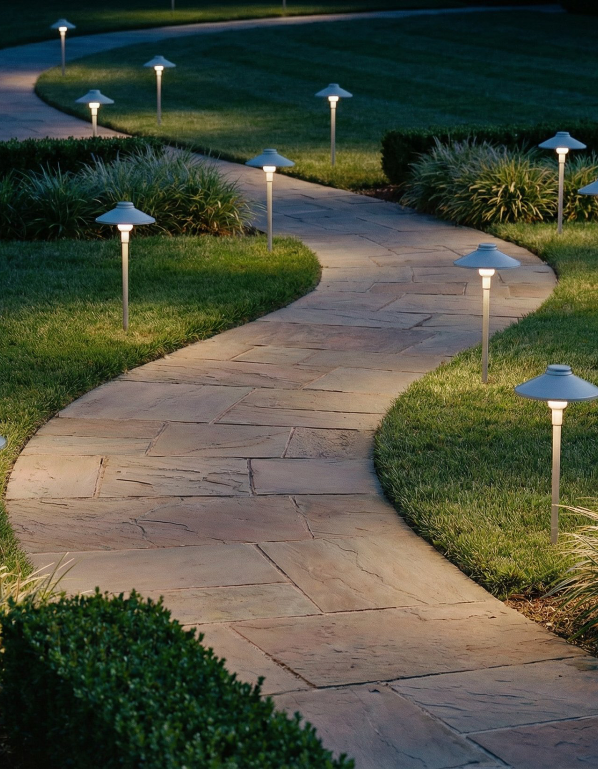 EVENING 18-in. Path Light