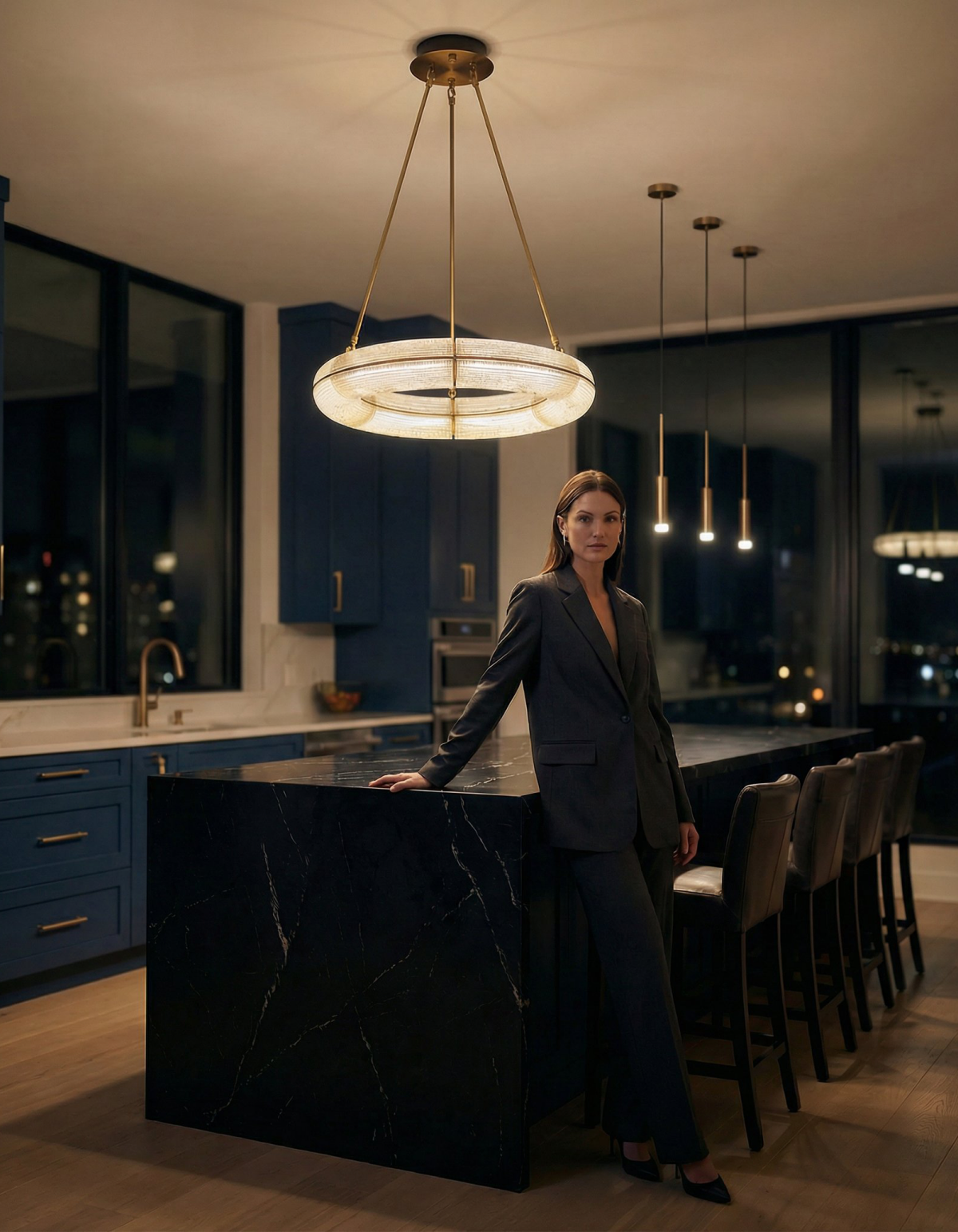 ELARA 36-in. Ring Chandelier detail