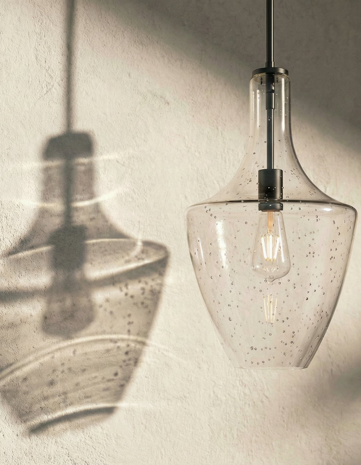CAPRI 11-in. Pendant, Black Finish