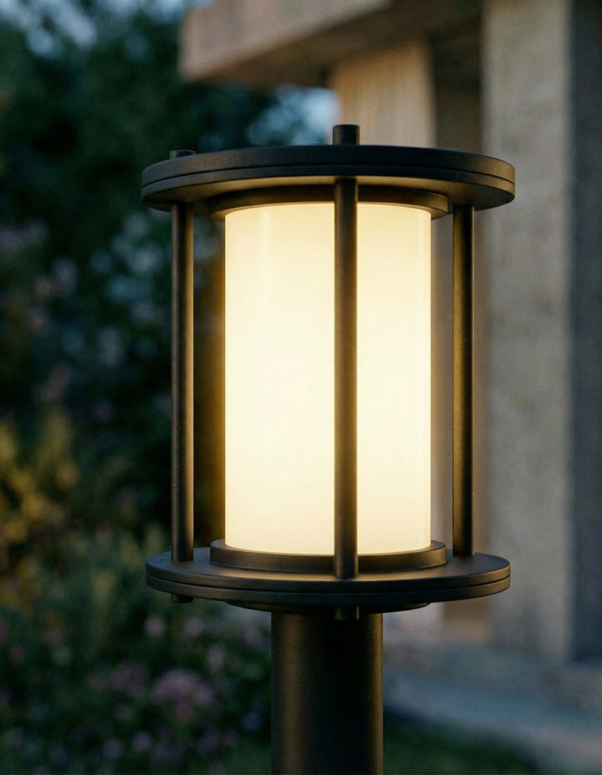 EVENING 10.7-in. Bollard