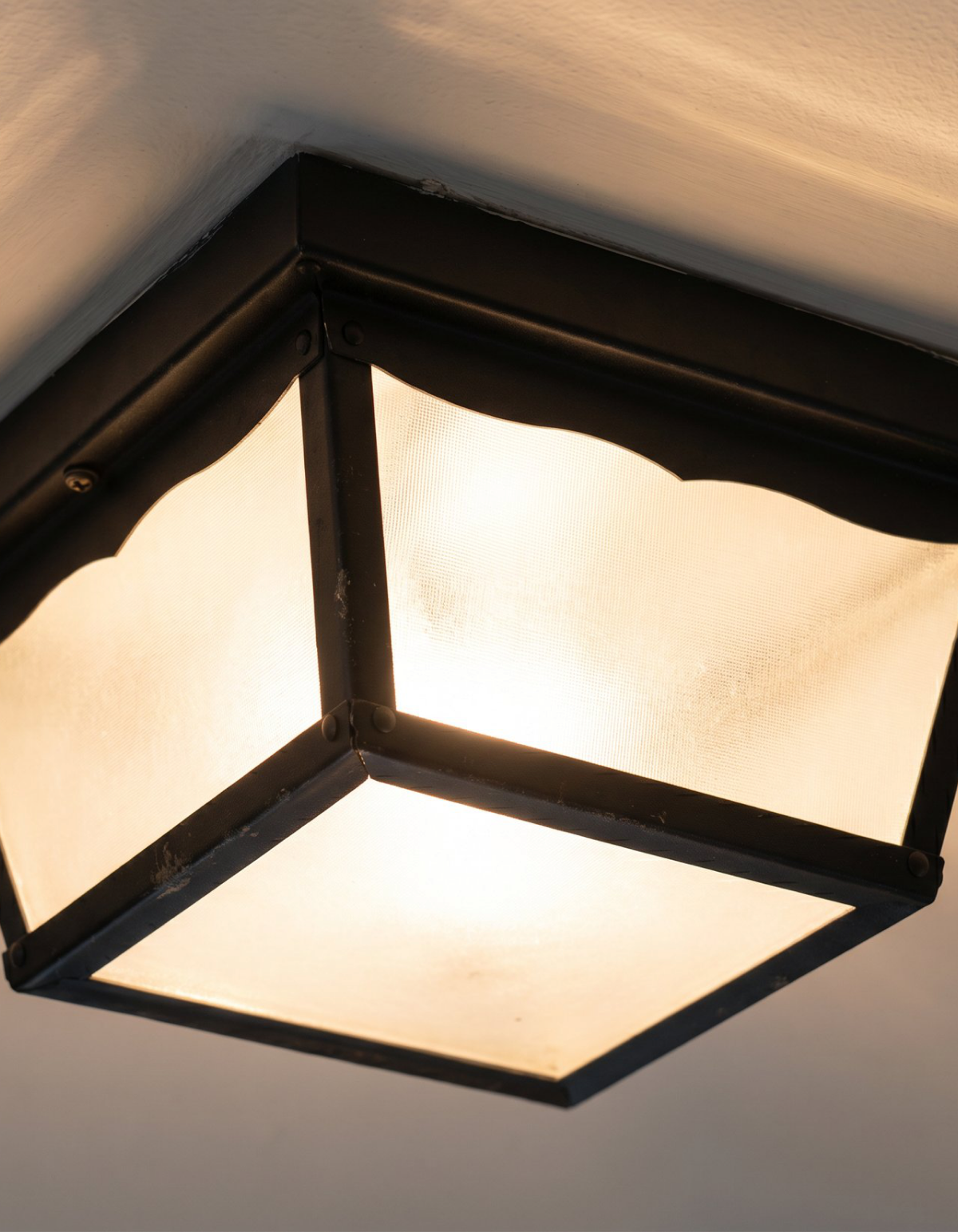 Silo Outdoor Flush Mount - SILO-C1-BK