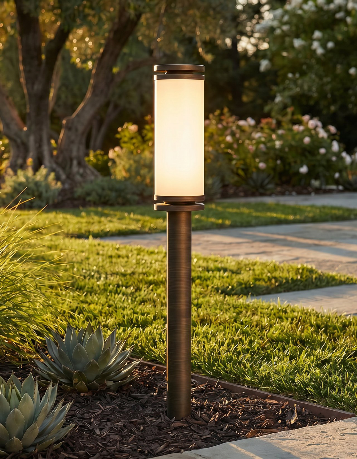 Silva Bollard - Antique Brass#Finish_Antique Brass