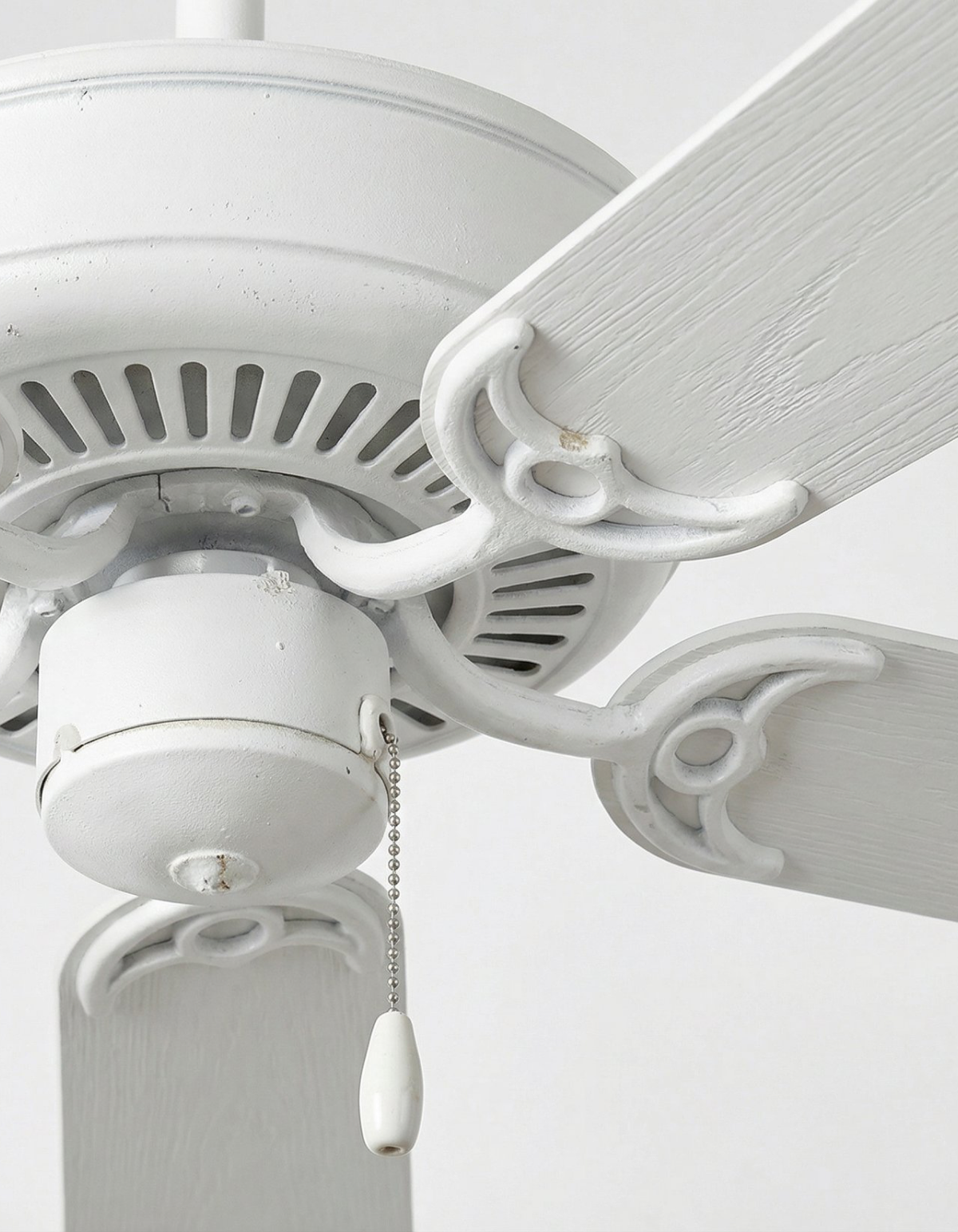BASE CAMP 52-in. Ceiling Fan in Matte White – studio hero