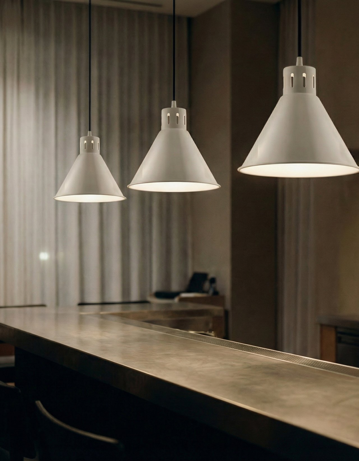 DUKE 1-Light Pendant - White