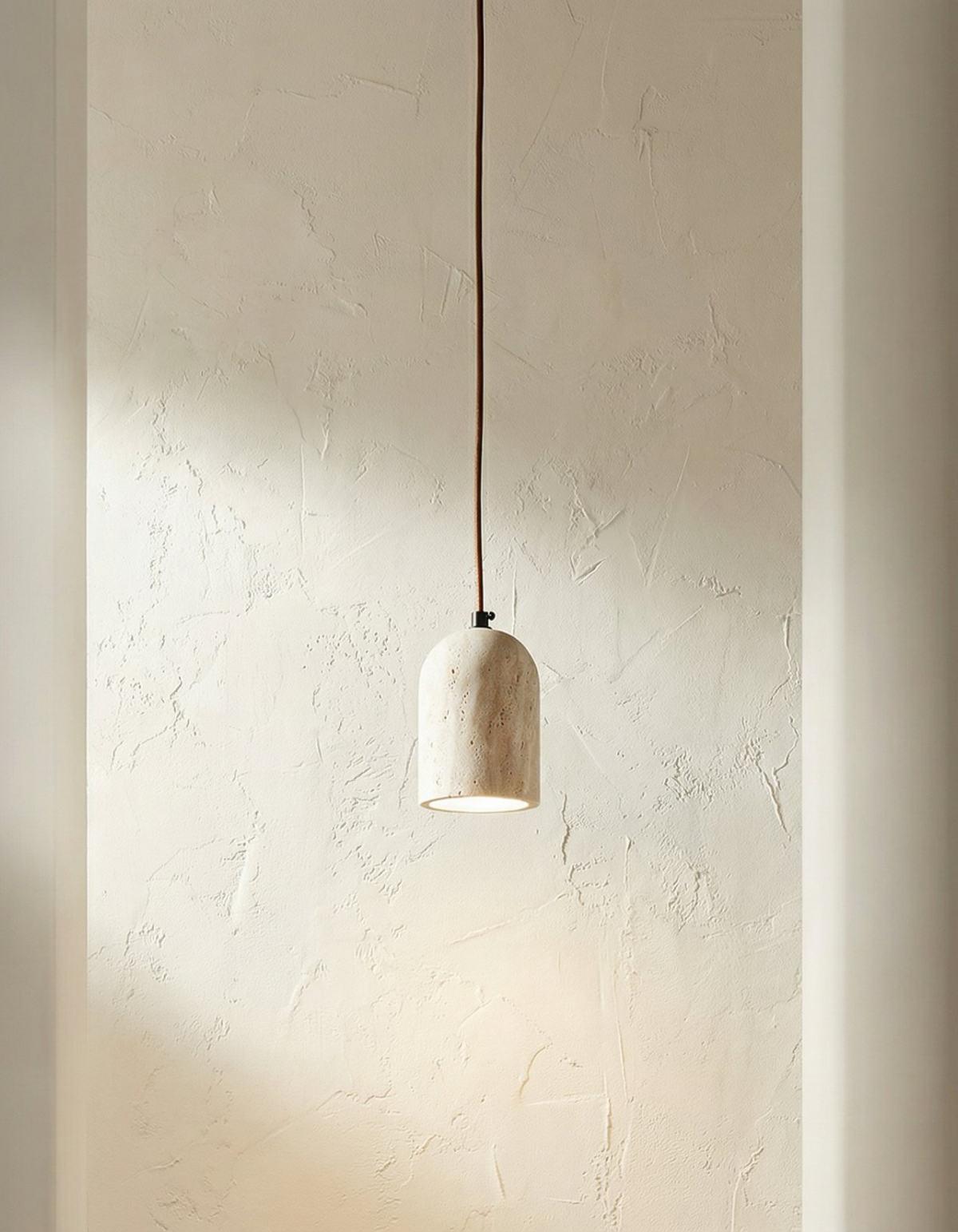 HEARTH Round Pendant